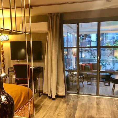 Апартаменты Portrait Luxury Loft Бари Экстерьер фото
